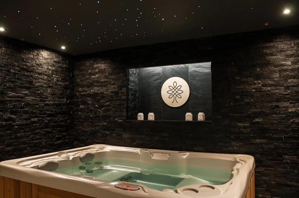 Ski Hotel Piwniczna-Zdroj ภายนอก รูปภาพ