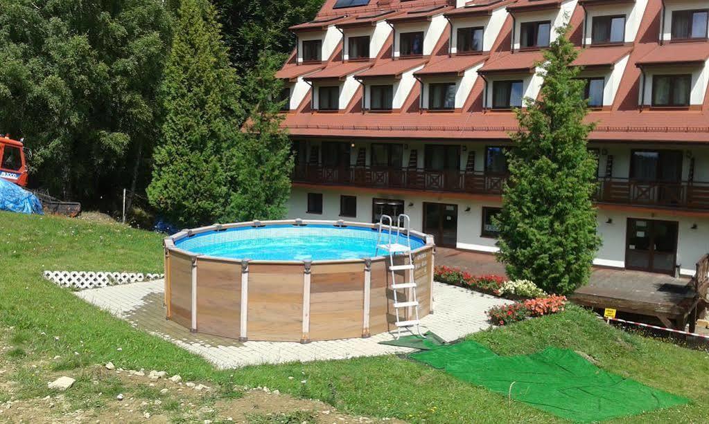 Ski Hotel Piwniczna-Zdroj ภายนอก รูปภาพ